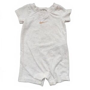 Nike Romper‎ Heather Gray Short Sleeve Swoosh 0-6M